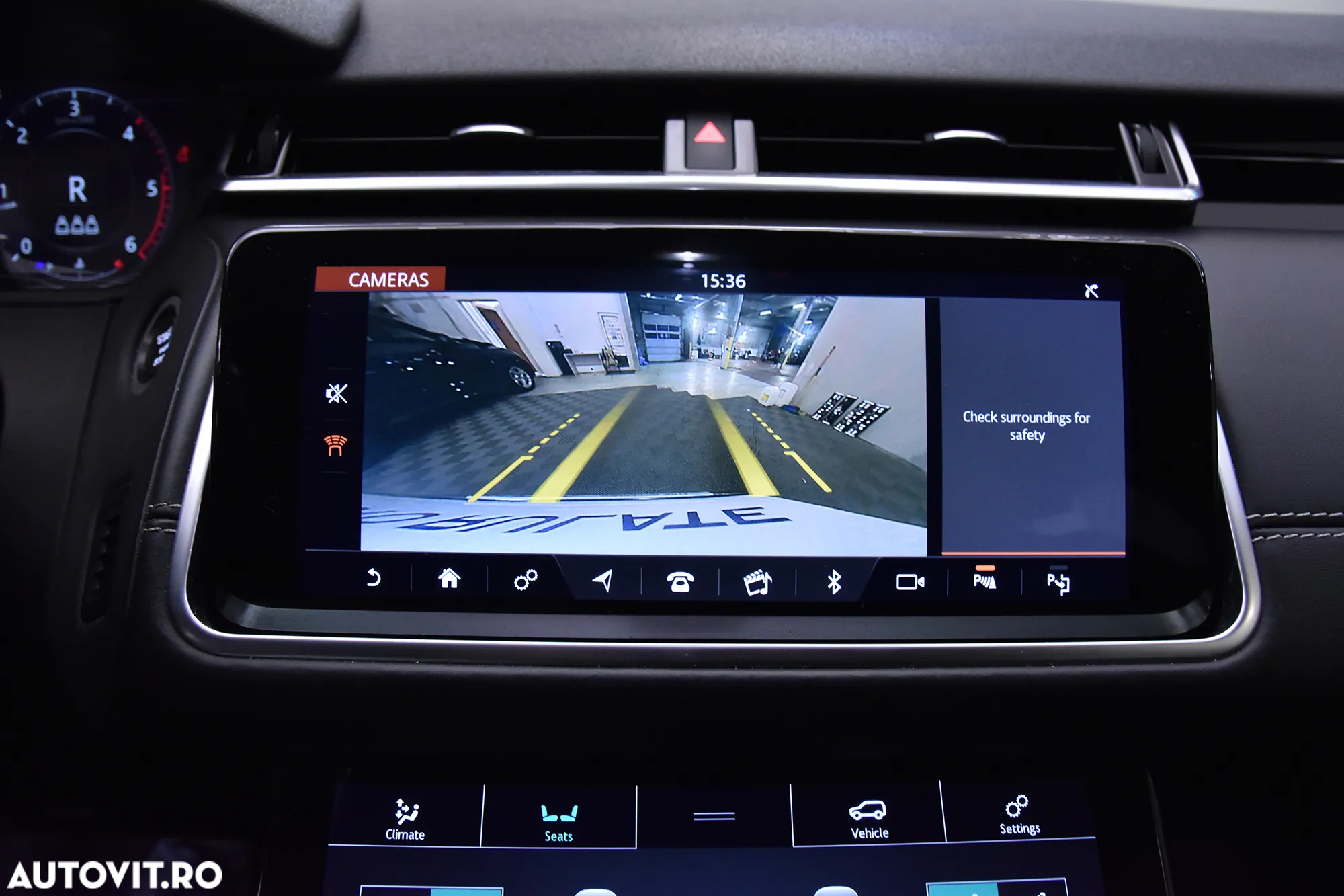 Land Rover Range Rover Velar 2.0 R-Dynamic - 17