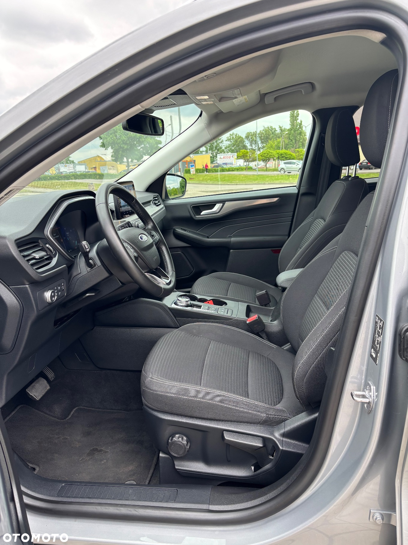 Ford Kuga 2.5 FHEV FWD Titanium - 11
