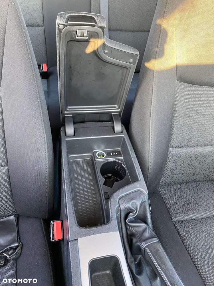 BMW Seria 3 318i - 31
