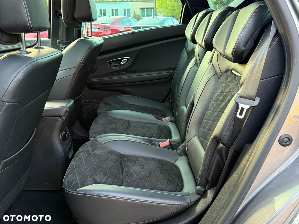 Renault Scenic BLUE dCi 150 EDC BLACK EDITION - 37