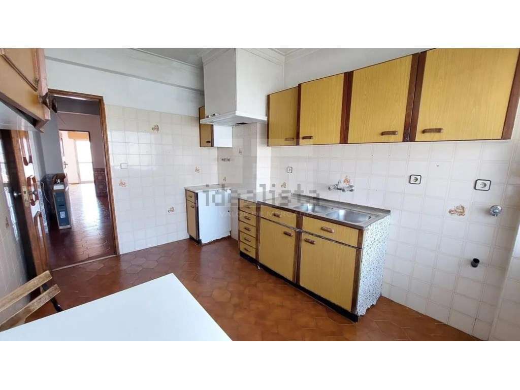 APARTAMENTO T3 - CENTRO QUELUZ - Grande imagem: 3/5