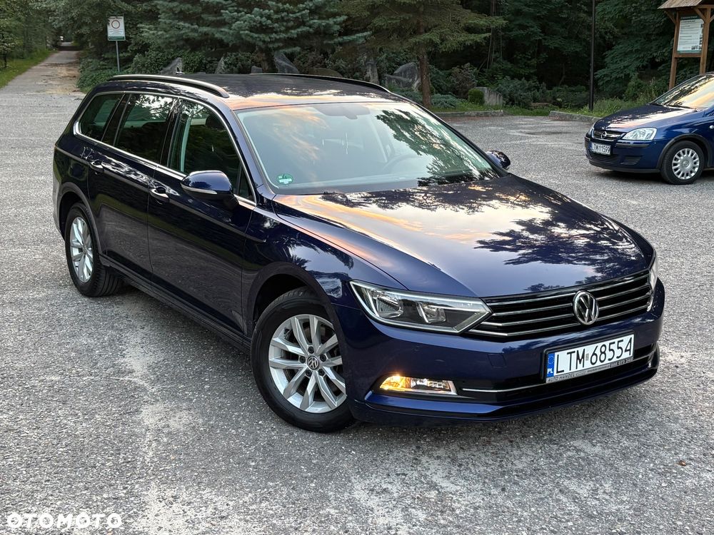 Volkswagen Passat - 2
