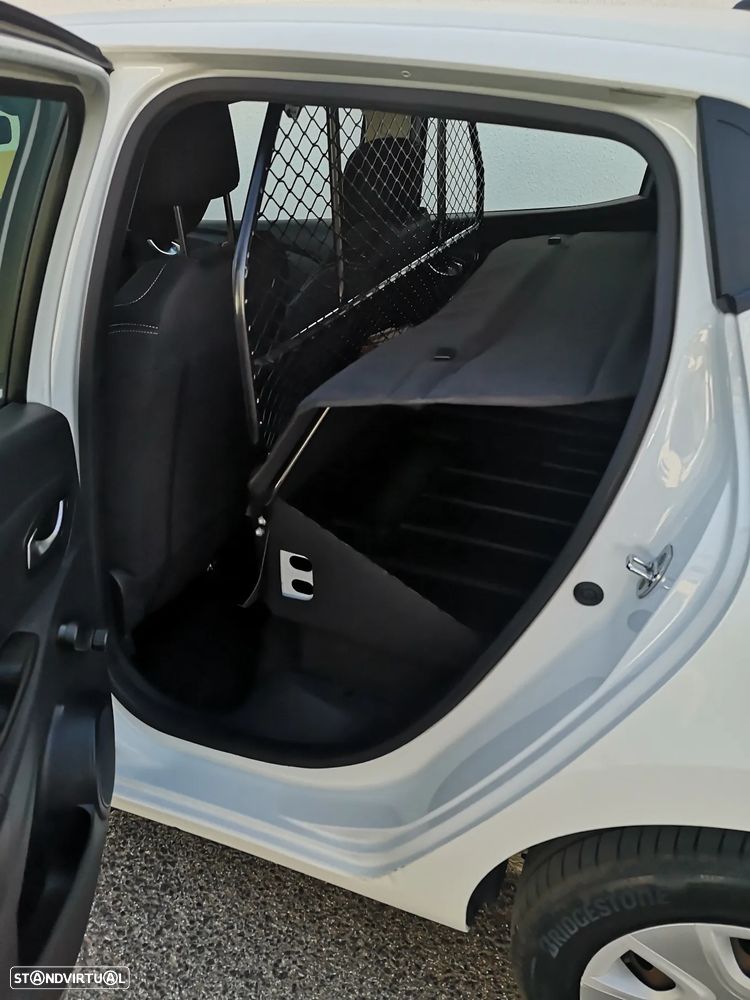 Renault Clio 1.5 DCI - 12