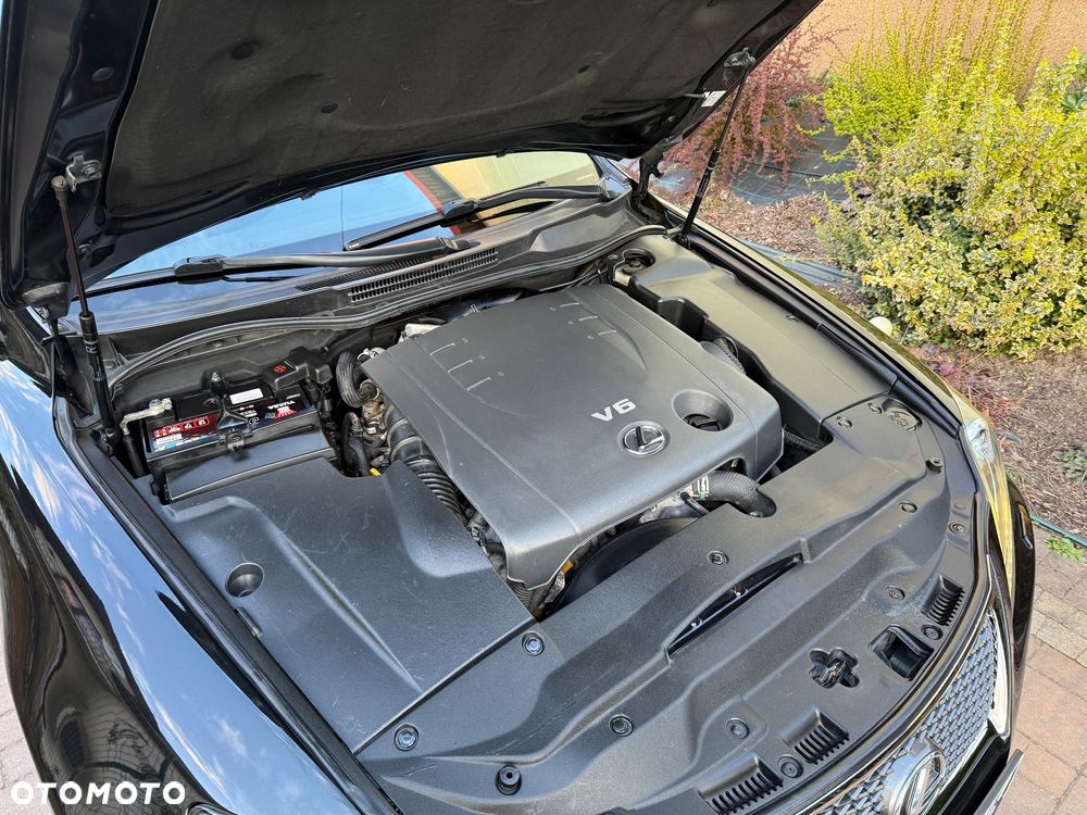 Lexus IS 250 F Sport - 12