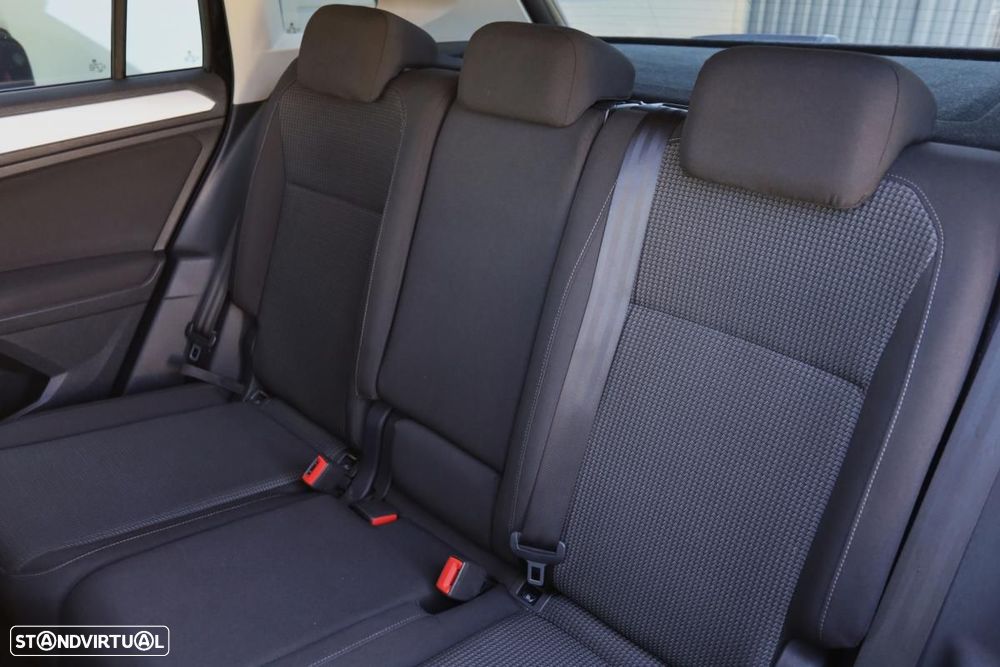 VW Tiguan 1.6 TDI Confortline - 19