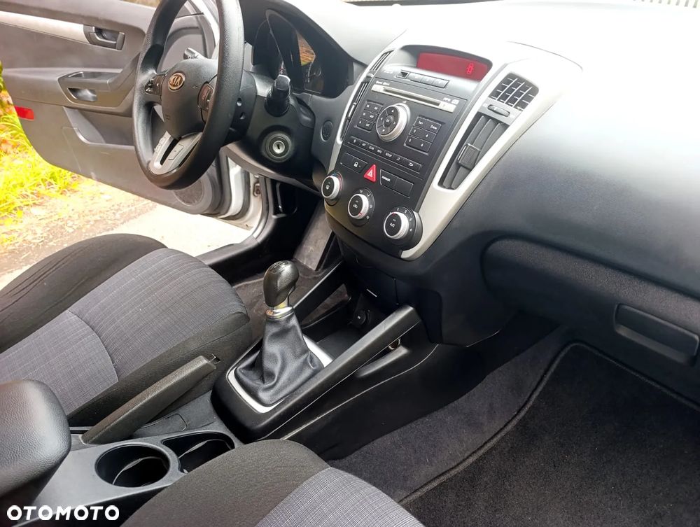Kia ProCeed Pro_cee'd 1.4 L - 10