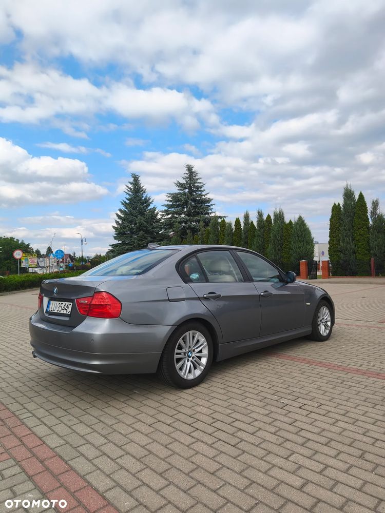 BMW Seria 3 318d DPF Edition Exclusive - 5