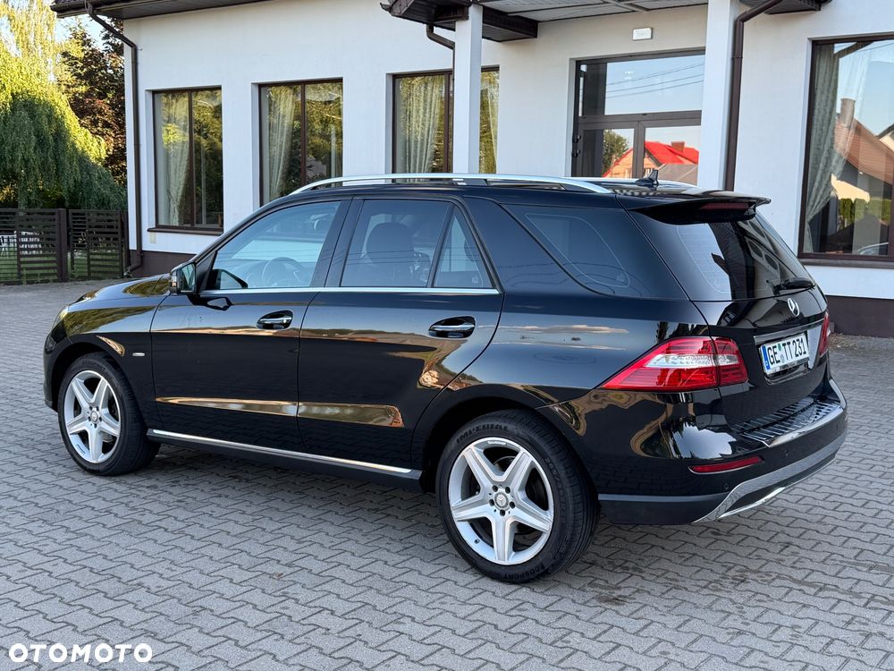 Mercedes-Benz ML 350 BlueTEC 4MATIC 7G-TRONIC Edition 1 - 8
