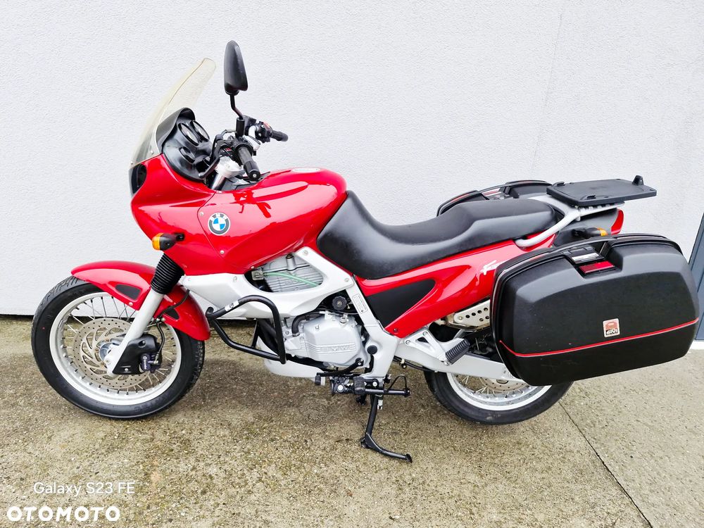 BMW F - 23