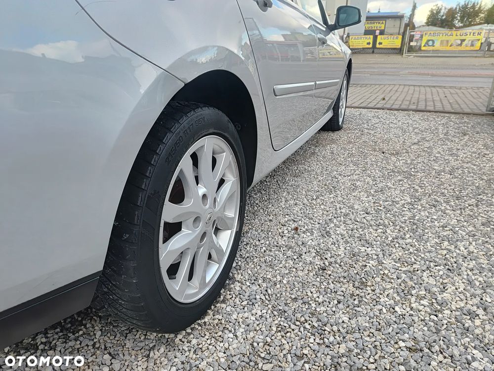 Renault Laguna ENERGY dCi 175 FAP Start & Stop Bose Edition - 11