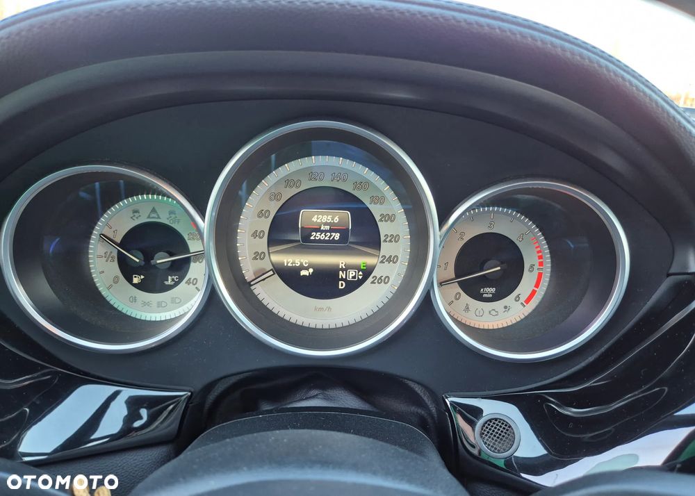 Mercedes-Benz CLS 350 CDI 4Matic 7G-TRONIC - 14