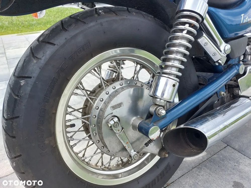Suzuki Intruder - 15