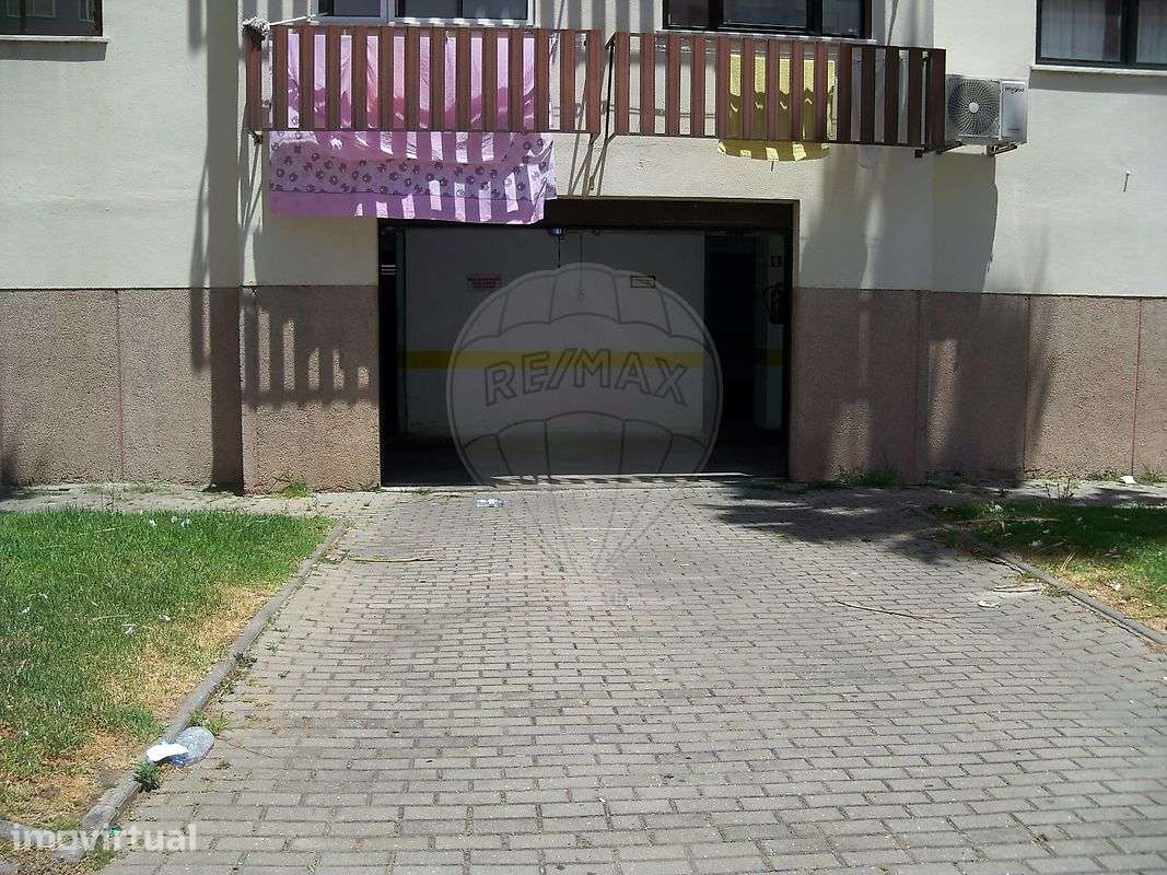 Garagem  para arrendamento - Grande imagem: 5/7