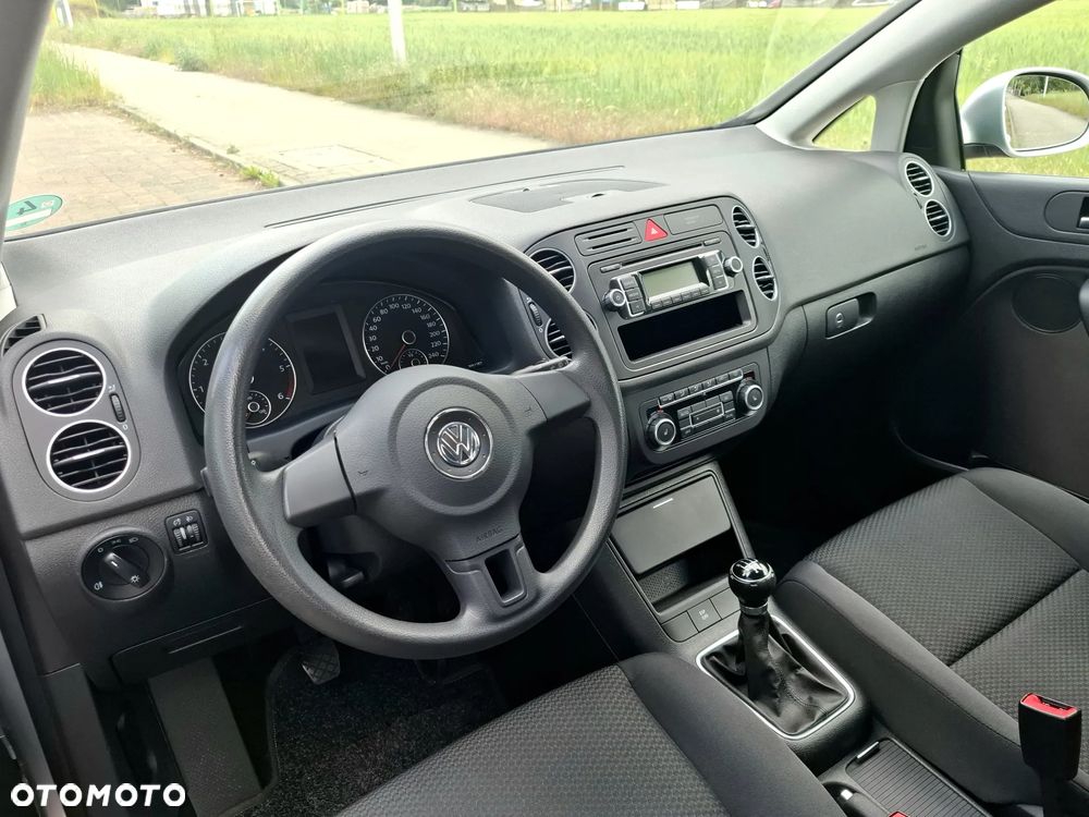 Volkswagen Golf Plus - 11