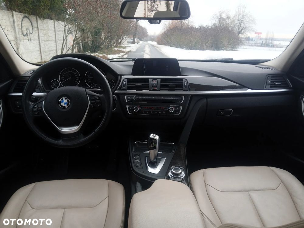 BMW Seria 3 320i Modern Line - 6