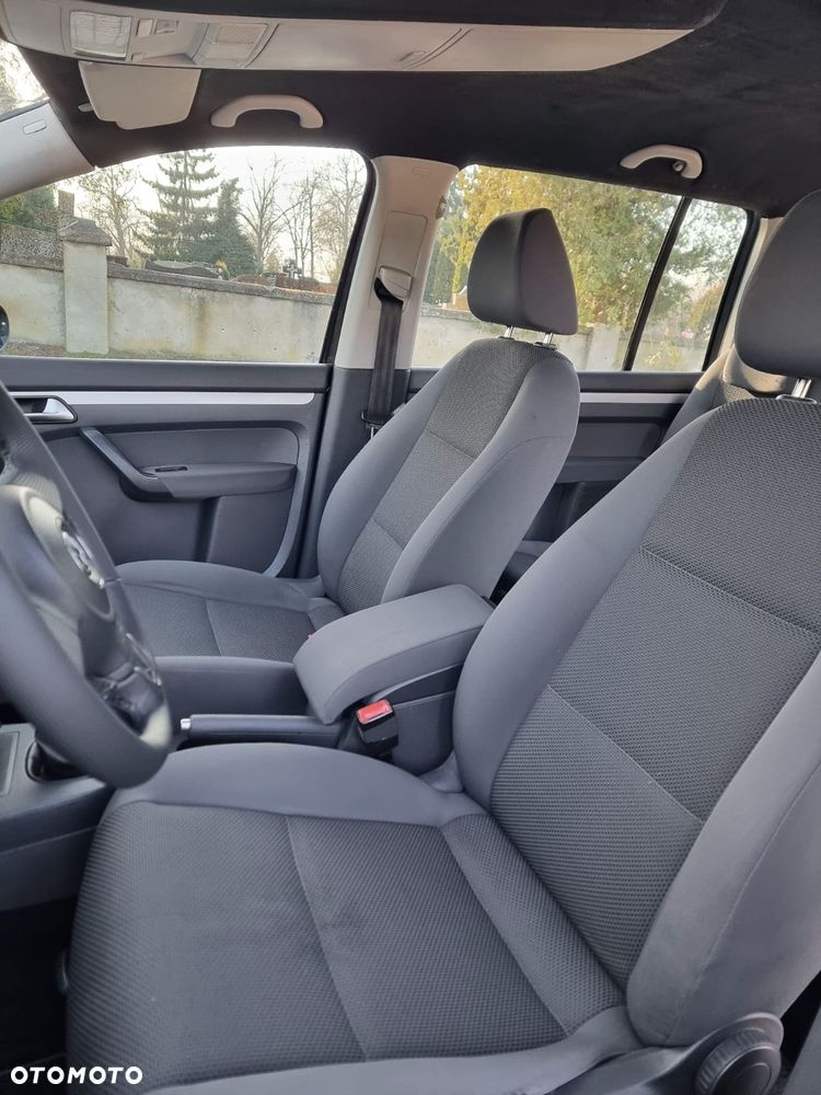 Volkswagen Touran 1.6 TDI DPF BlueMotion Technology Life - 11