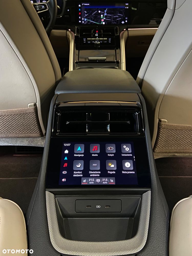 Porsche Panamera 4 E-Hybrid PHEV - 25