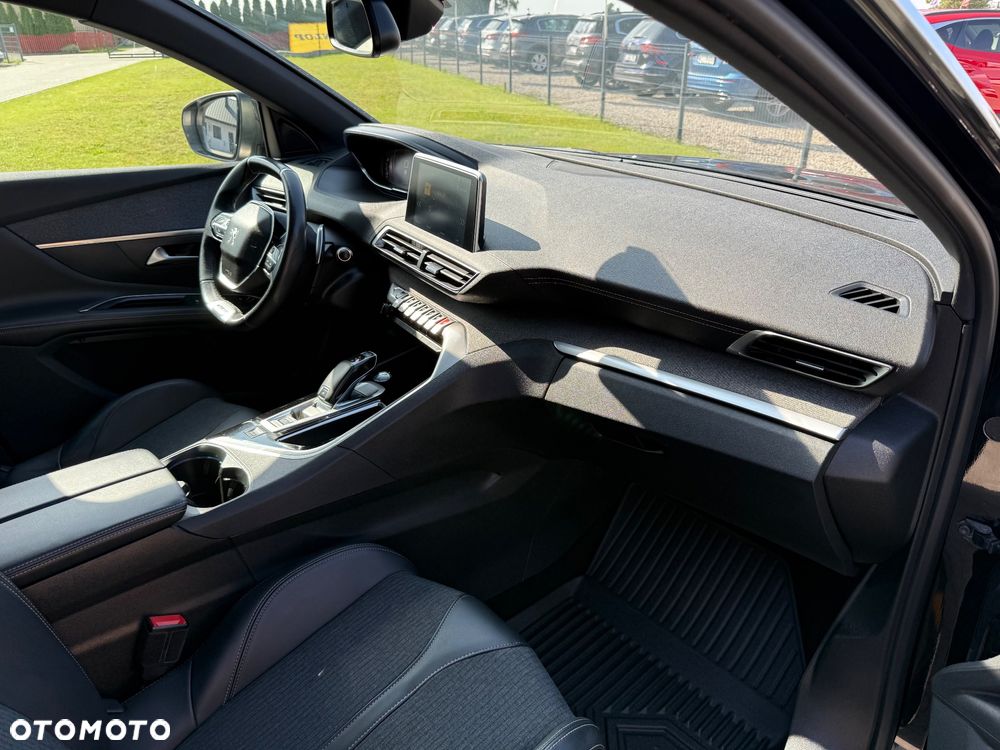 Peugeot 5008 1.6 PureTech GT S&S EAT8 - 20