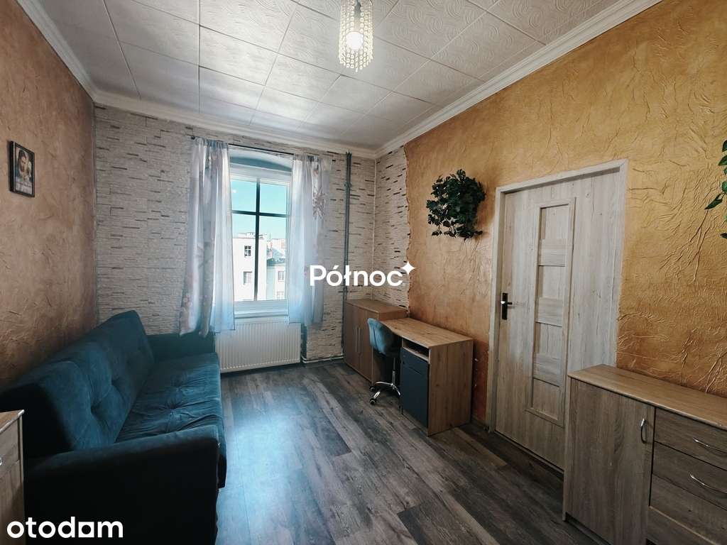 Dwupoziomowe mieszkanie w kamienicy/ 65.7m2