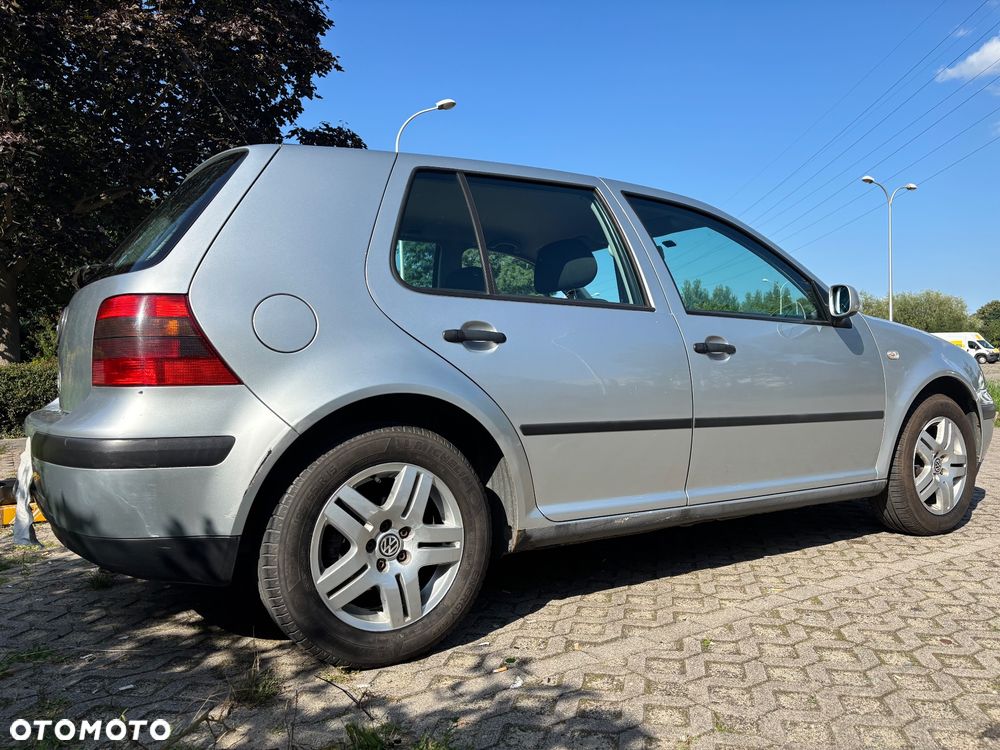 Volkswagen Golf IV 1.4 16V Basis - 12