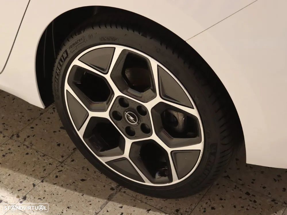 Opel Astra 1.5 D GS Line Aut. - 37