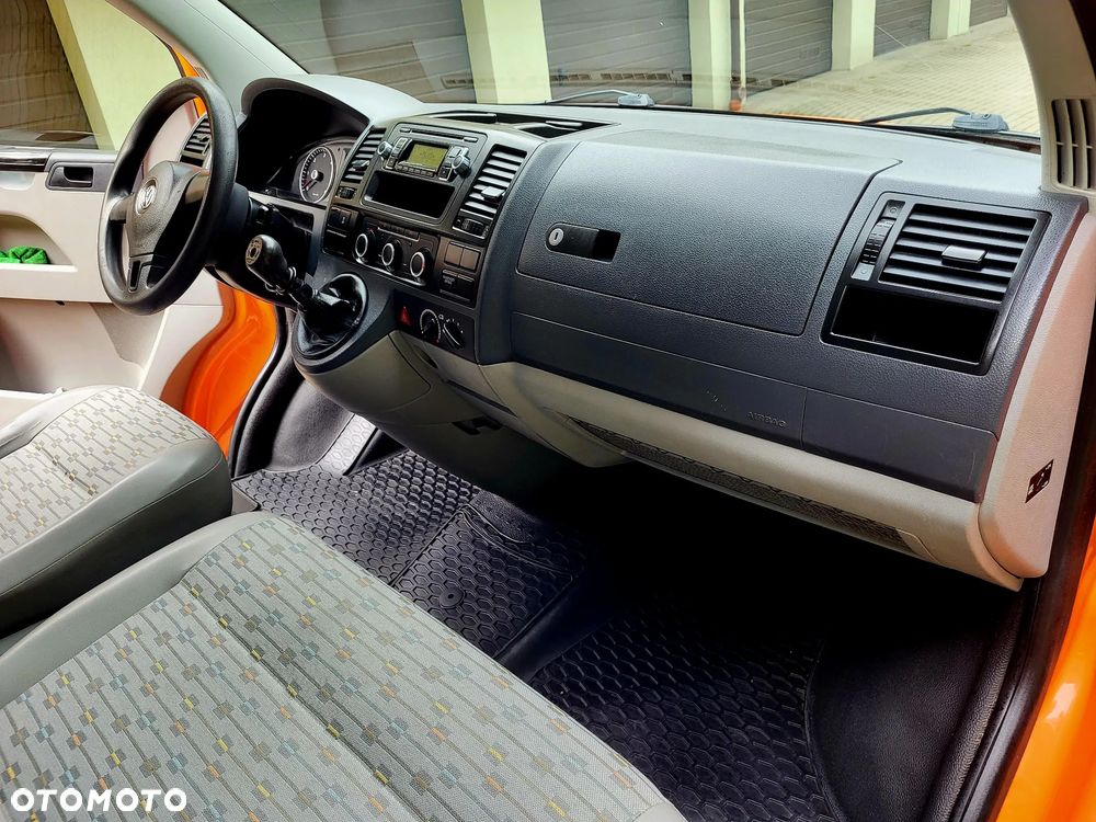 Volkswagen Transporter L1H1 - 12