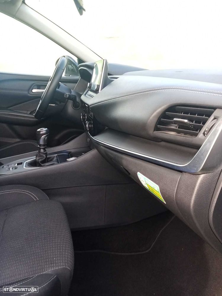 Nissan Qashqai 1.3 DIG-T N-Connecta - 11
