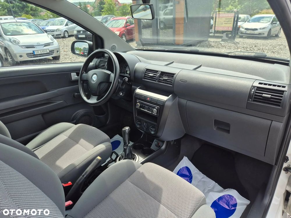 Volkswagen Fox 1.2 - 9