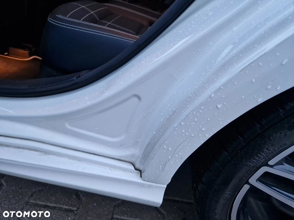 Mercedes-Benz CLA - 12