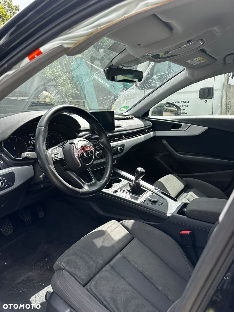 Audi A4 Avant - 4