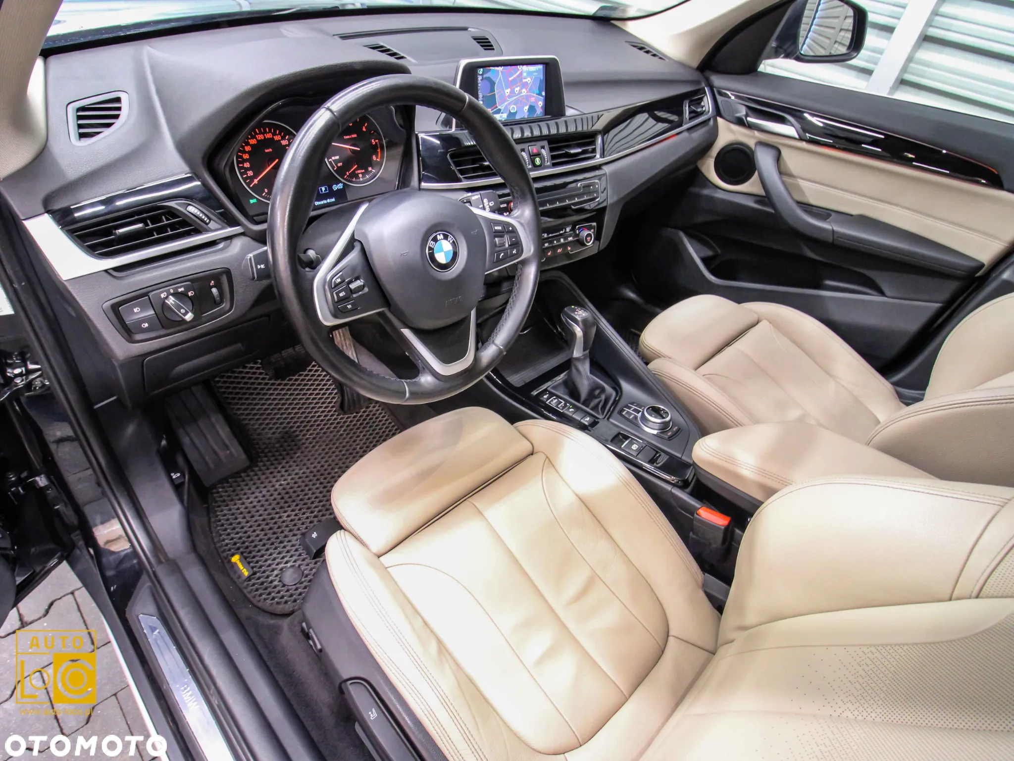 BMW X1 xDrive18d xLine - 17