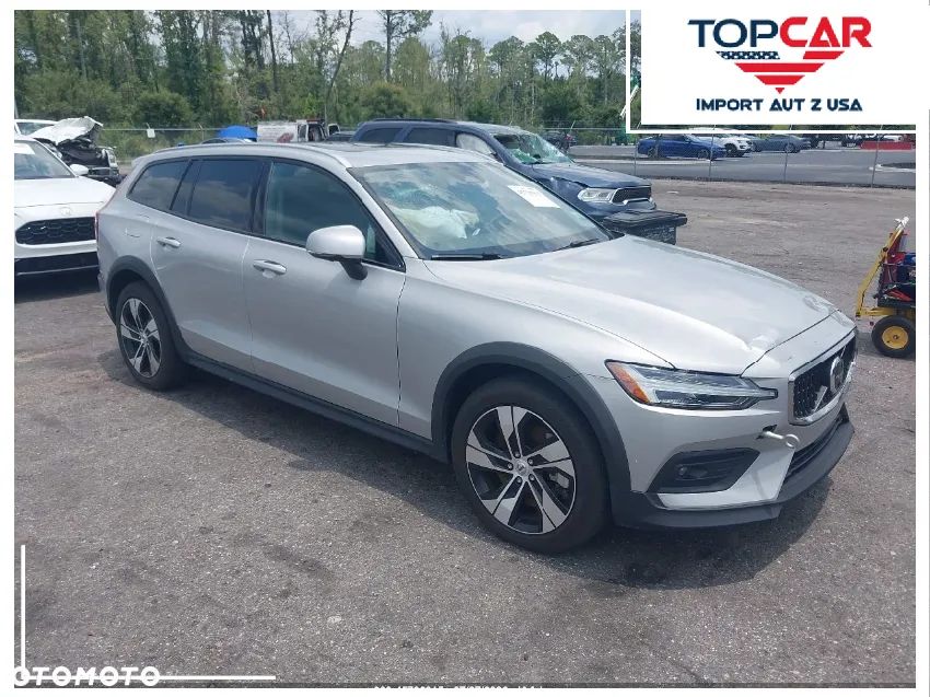 Volvo V60 Cross Country B5 B AWD Plus - 1