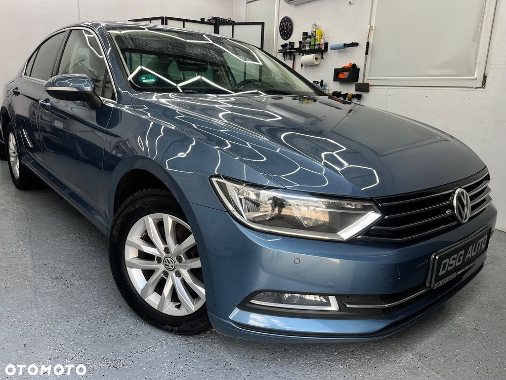 Volkswagen Passat - 10