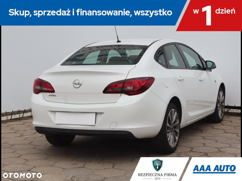 Opel Astra - 6