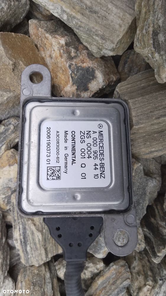 CZUJNIK NOX WTRYSKU MOCZNIKA MERCEDES GLA 180 200 A0009056304 A0009054410 - 9