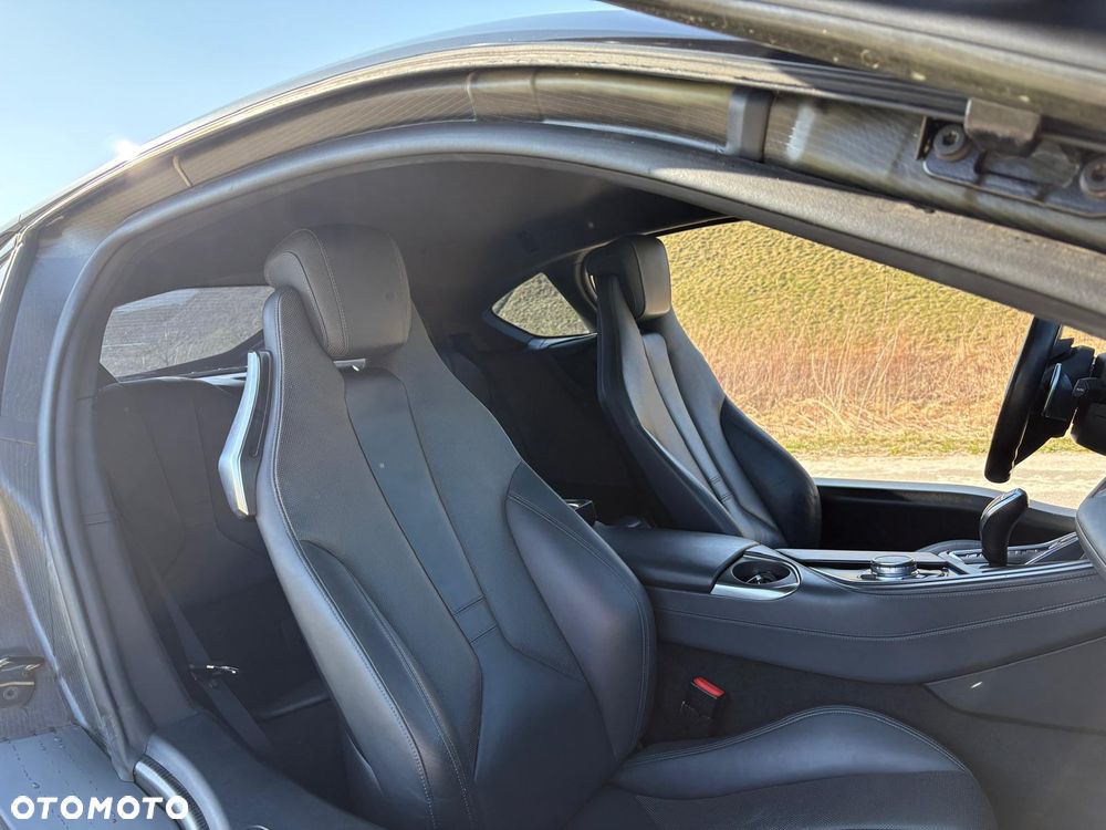 BMW i8 Standard - 16