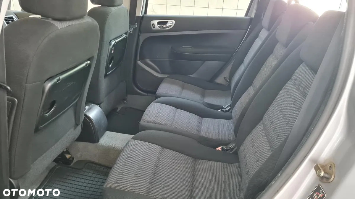 Peugeot 307 SW 135 Premium - 10