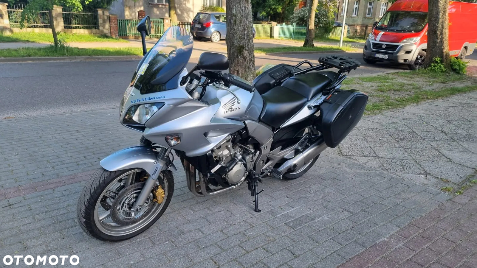 Honda CBF - 38