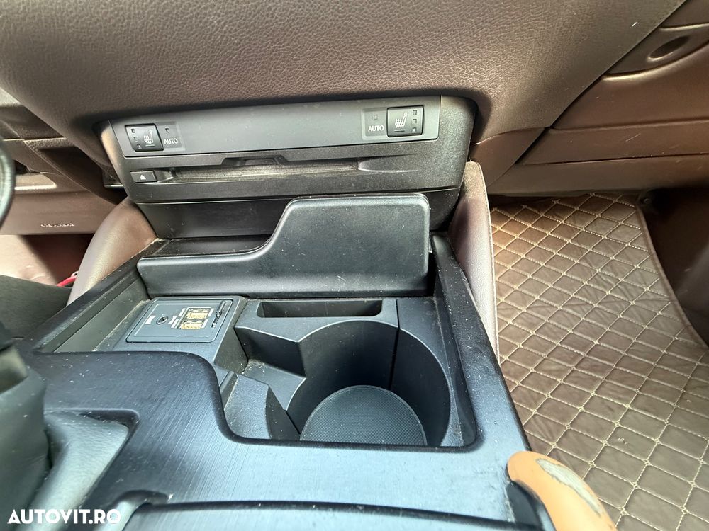 Lexus Seria ES 300h Executive - 3