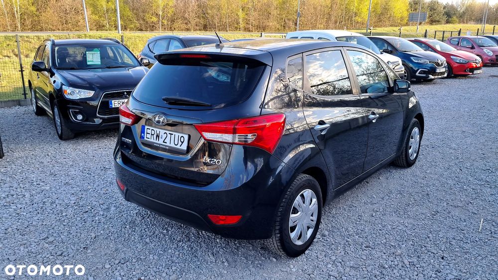 Hyundai ix20 1.6 Trend - 21