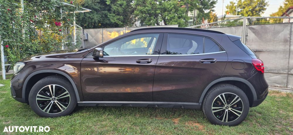 Mercedes-Benz GLA 200 d 4MATIC Aut. - 15