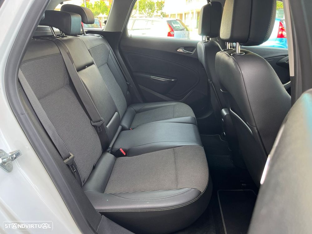 Opel Astra Sports Tourer 1.7 CDTi Cosmo - 9