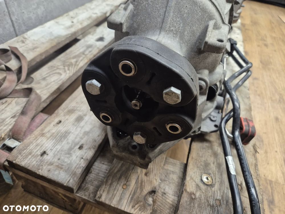 BMW F06 F10 F11 F12 F13 SKRZYNIA BIEGÓW 8HP-70 N57 3.0D DIESEL RWD 7636109 - 4