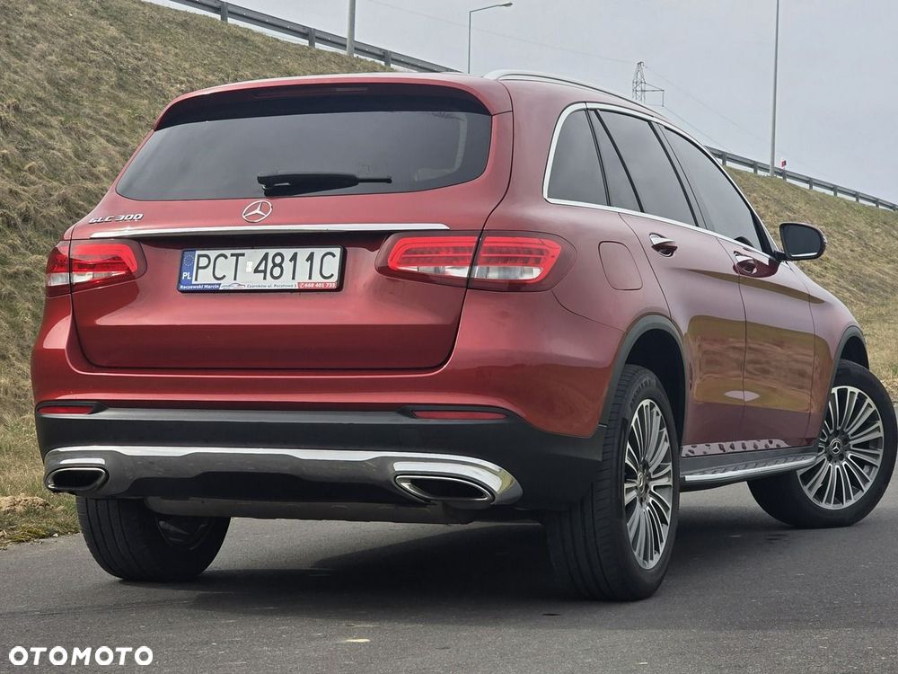 Mercedes-Benz GLC - 38