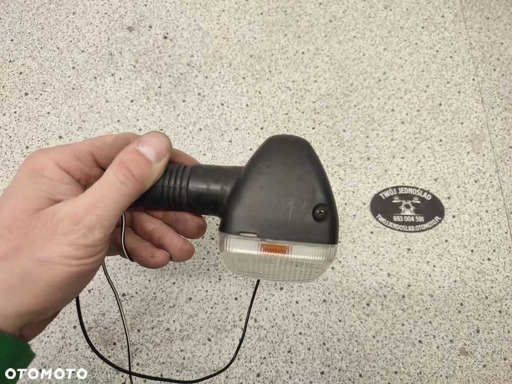 Kierunkowskaz lewy tył Suzuki GSX-R 1300 GSXR 1300 Hayabusa 1300 - 6