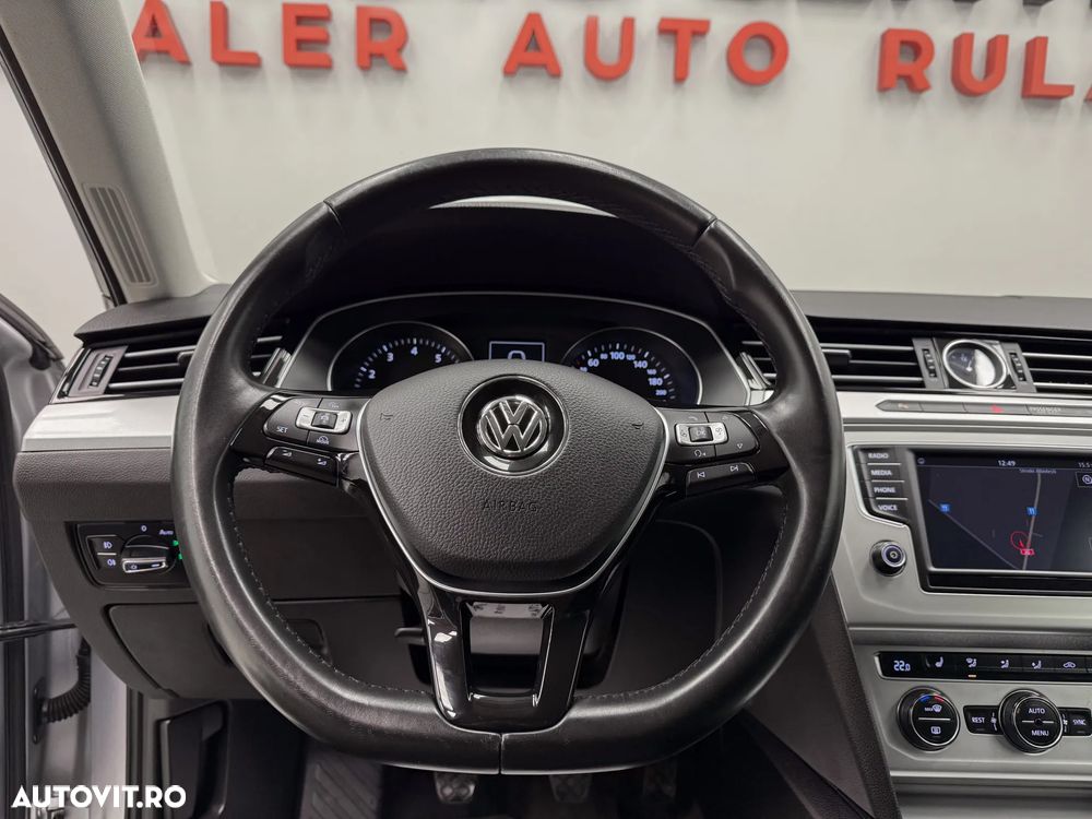 Volkswagen Passat 1.4 TSI ACT Comfortline - 24