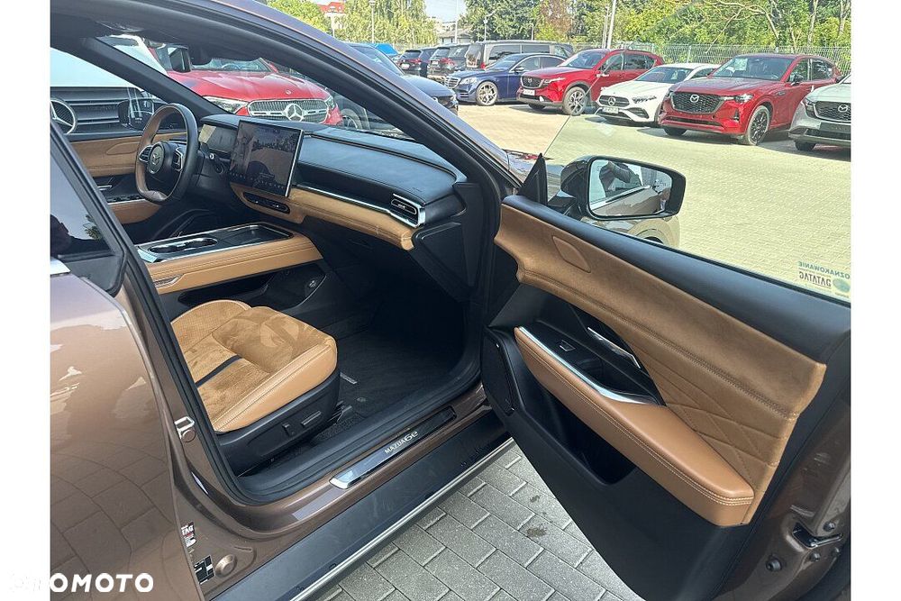Mazda 6e 68.8kWh Takumi Plus - 24