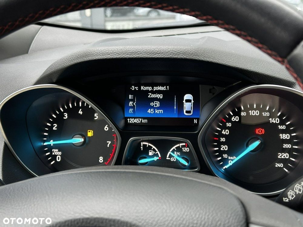 Ford Kuga 1.5 EcoBoost 2x4 ST-Line - 18