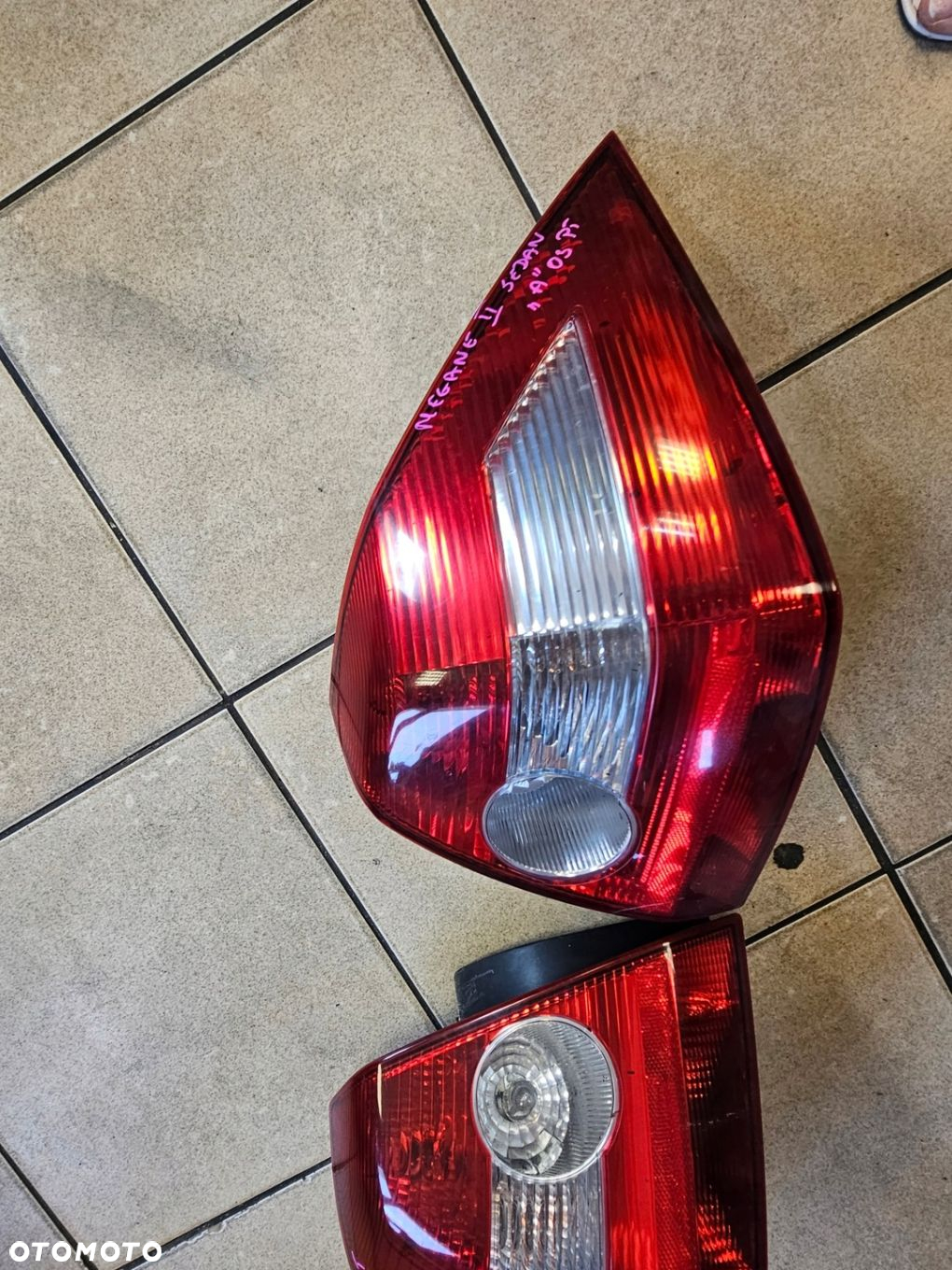 LAMPA LEWY PRAWY TYŁ RENAULT MEGANE II 03 EU SEDAN - 2