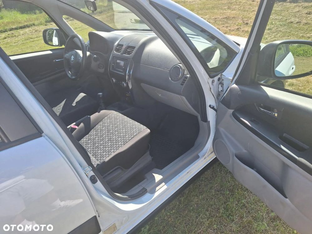 Suzuki SX4 - 14